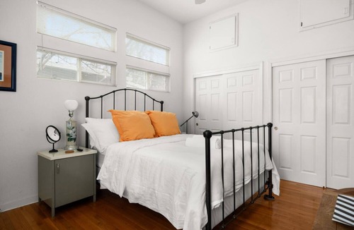Chico House | This guest house is a 0 bedroom(s), 1 bathrooms, located in Chico, CA.