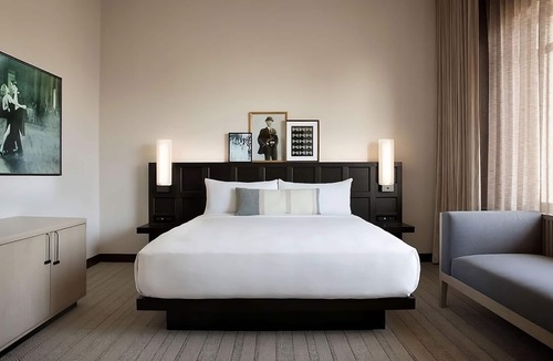 Theater District Hotel | Timeless Elegance in San Francisco's Heart! Spacious Pet-friendly Accommodation!