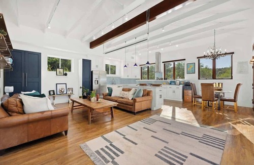 Topanga House | Topanga Ranch Villa S