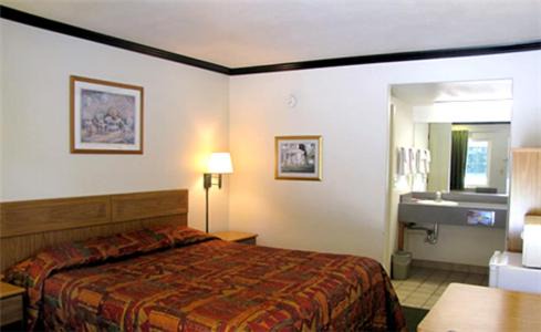 Chico Hotel | Town House Motel