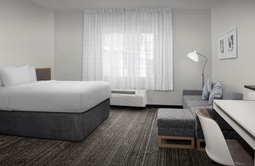Sacramento Hotel | TownePlace Suites Sacramento Cal Expo