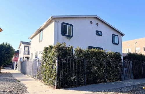 Los Angeles Apartment | TR2 4B/3Bath USC~Crypto~Sofi~Universal w/Parking