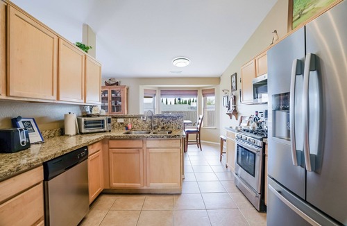 Prescott Valley Units House | Tranquil - 3BR Desert Escape - Starlink + Office - Near Sedona
