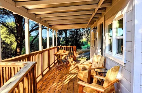 Pauma Valley Cabin | Tranquil Retreat in Santa Ysabel: Glamping Cabin with Nature's Beauty