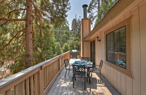 Crestline House | Treehouse Cottage Lake Gregory