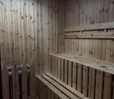 Auburn House | Treehouse Overlook at Lakewood
