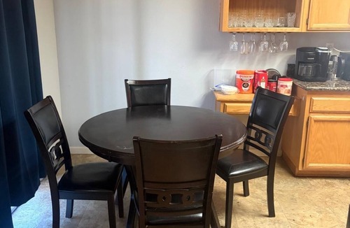 Yuba City House | Tremendous 5-bedroom house with AC in friendly Yuba City