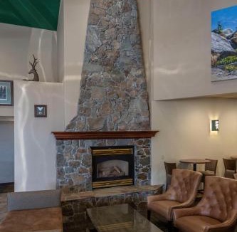 Truckee Hotel | Truckee Donner Lodge