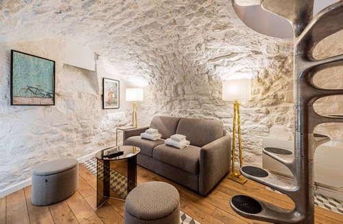 Arsenal Apartment | Typical Parisian Apartment in Le Marais#4 pers