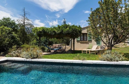 Sari-Solenzara House | U Ponte Grossu - Piscine Privée