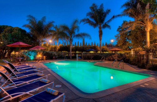 Davis Hotel | University Park Inn & Suites