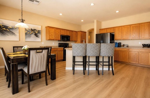 Surprise Farms House | Unwind at Sunrise Serenity in Surprise