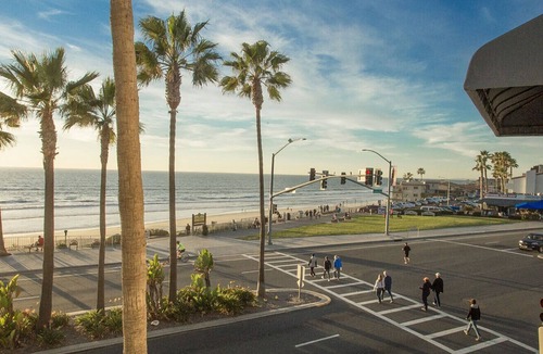 Carlsbad Resort | Unwind In Premium Beach-front Resort with Panoramic Ocean Views. 1Bd w/Balcony