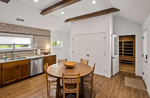 Southside House | Updated Downtown Home next to NAU