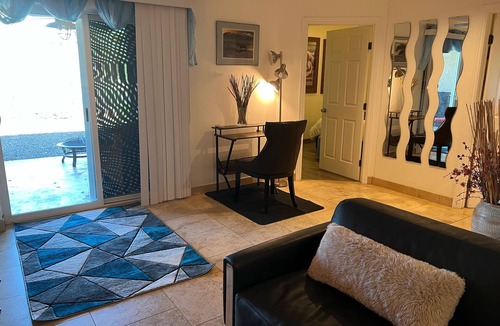 Fountain Hills Apartment | Upscale, Walkout Cozy Casita - Golfing, Casino, Lake, short walk to Restaurants