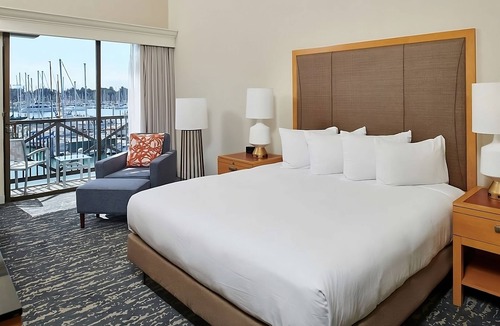 Berkeley Hotel | Vacation Day Is Always A Great Idea! Near Transamerica Pyramid, Pets Allowed!