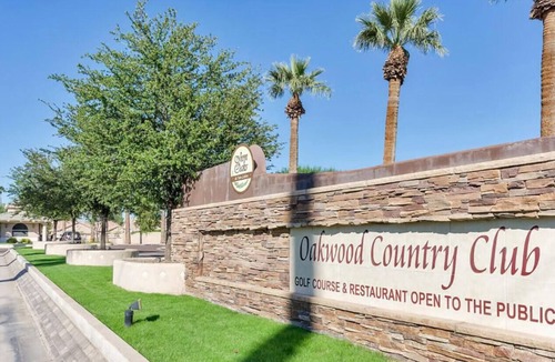 Oakwood House | Vacation Paradise/Gated Golf Community/Courtesy Golf Cart (Available for Rent)