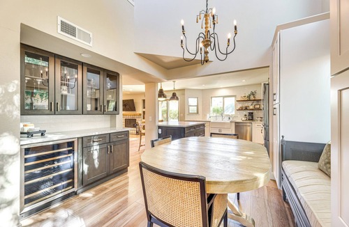 Val Vista Lakes House | Val Vista Lakes Extended Getaway: Hot Tub Access!