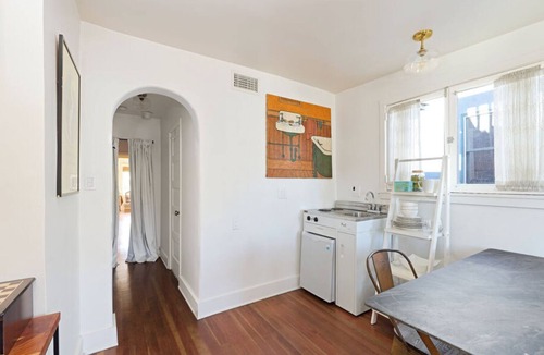 Venice Apartment | Venice Beach 2BR w/Private Rooftop
