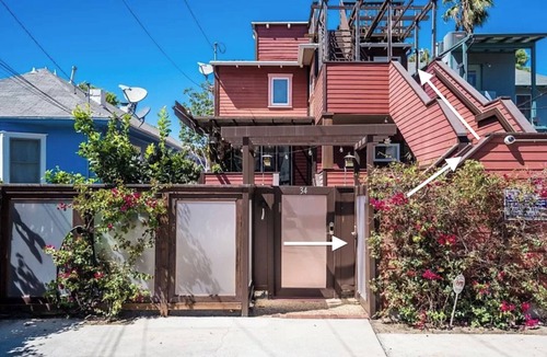 Venice Apartment | Venice Beach 2BR w/Private Rooftop