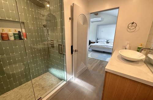 Marina del Rey Cottage | Venice/Marina Del Rey Cottage studio with Private Garden