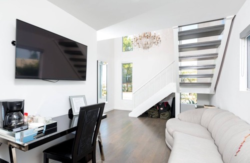 Hollywood Hills West House | Venus Modern