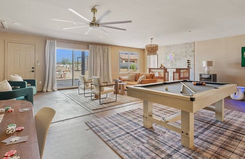 Apache Junction House | Views - Pool - Resort Backyard - Pickleball - Hot Tub for 10 - Golf - Game Room
