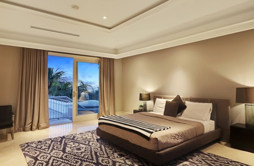 Trousdale Estates Villa | Villa 6bd Los Angeles View Modern Mansion - Fantastic!