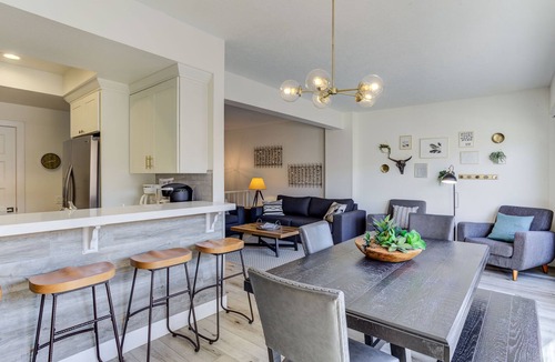 Avalon Condo | Villa Casablanca B37 and Golfcart