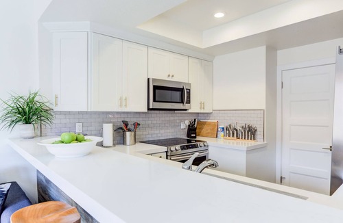 Avalon Condo | Villa Casablanca B37 and Golfcart