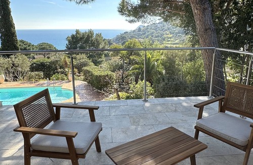 Ramatuelle House | Villa Dans un Paradis Naturel Face à la mer ! Activités Sportives sur Place