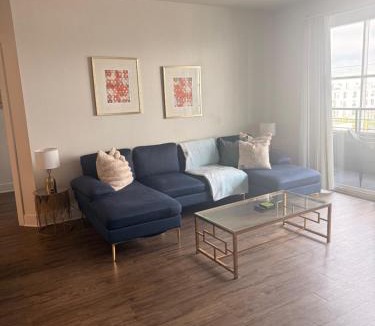Marina del Rey Apartment | Villa Marina - AMAZING Modern, Spacious, Stylish 2 Master Suites in CENTRAL Marina Del Rey