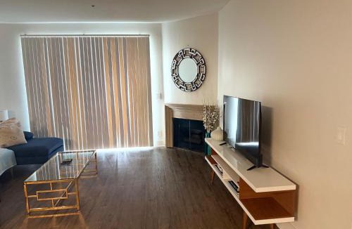 Marina del Rey Apartment | Villa Marina - AMAZING Modern, Spacious, Stylish 2 Master Suites in CENTRAL Marina Del Rey