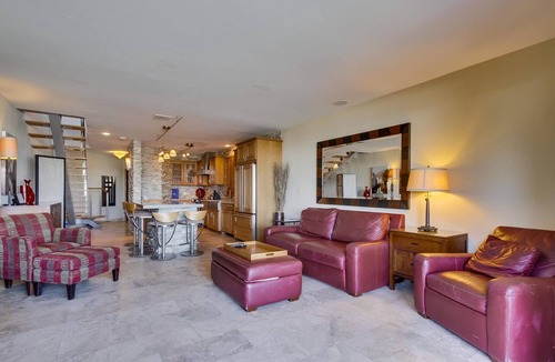 Mission Beach Condo | Villa on the Bay | 2BR Bayfront in Mission Beach