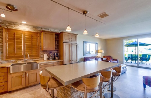 Mission Beach Condo | Villa on the Bay | 2BR Bayfront in Mission Beach