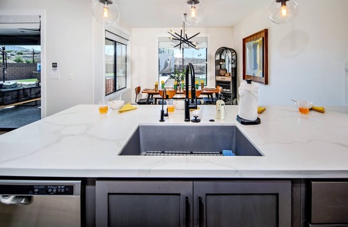 Lake Havasu City House | Villa Solara – Ultimate Backyard & Gameroom