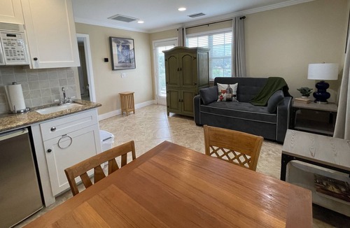 Murrieta House | Vineyard Guesthouse