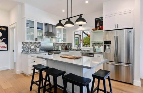 Healdsburg House | Vineyard Vue - Wine Tastings Included