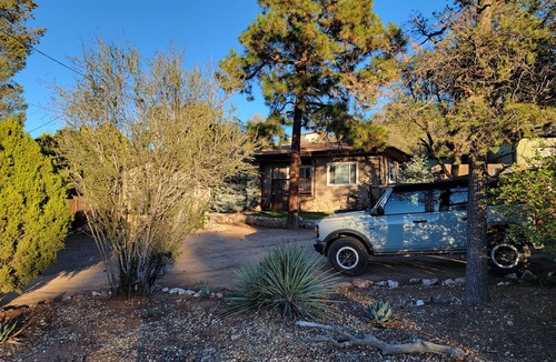Prescott Heights House | Vintage Charm, Modern Comfort & Private Casita. Near Downtown Prescott.
