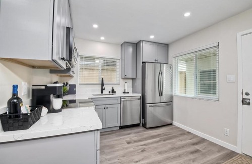 South Oceanside Apartment | Wake Up to Ocean Views | Tower 9 Across from the Beach