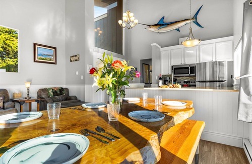 Sereno del Mar House | Walk to Beach! Game Room & Dog~Friendly~Bodega Bay Sonoma Coast Beach House