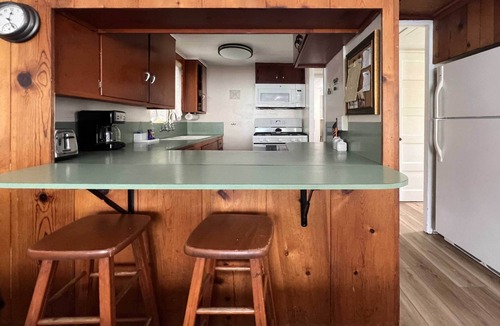 Avalon Cottage | Walk to Beach & Main St: Catalina Island Cottage!