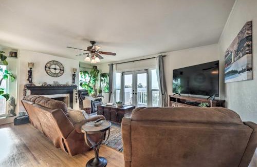 Ventura House | Walk to Ventura Beach: Comfy Home w/Ocean Views