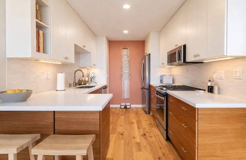 South Park House | Walkable Tranquil Treetop Escape | Near Everything