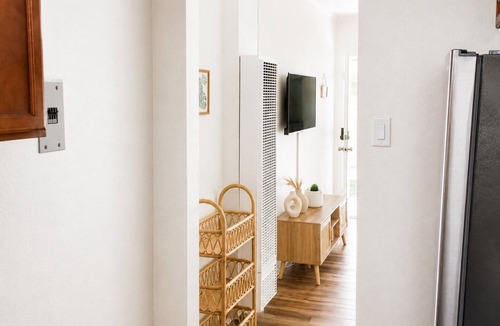 Glendale Apartment | Warm and Inviting Apt with Charm