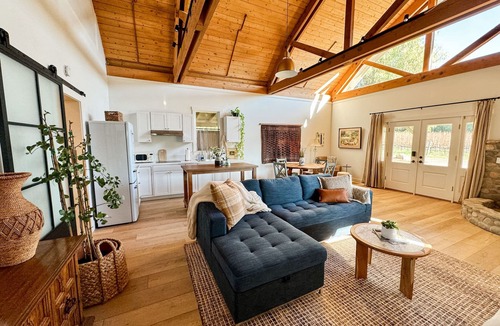 Santa Ynez Cottage | Welcome to a Unique Getaway – THE COTTAGE @ The Big Pond Ranch & Vineyards