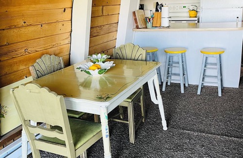 Chester Cabin | Welcome to Melissa’s Mountain Meadow!
