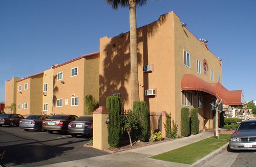 Taft House | Welcome to the Holland inn suites single room
