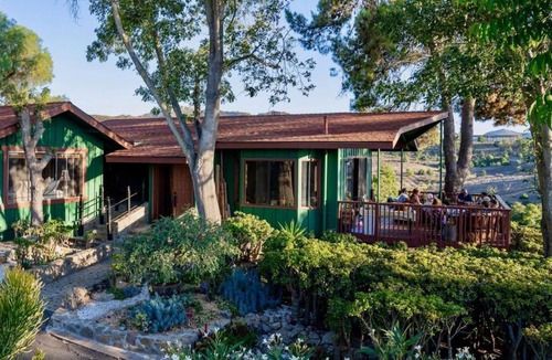 Vista House | Welcome to Victoria Ranch