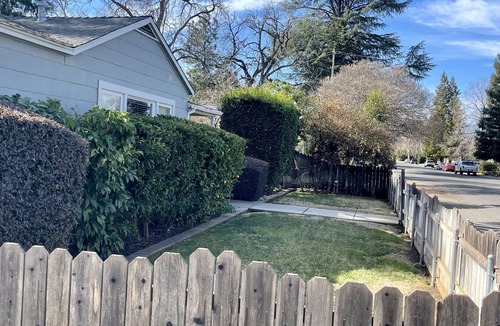 Chico House | Well equipped 2 bedroom house by Enloe
